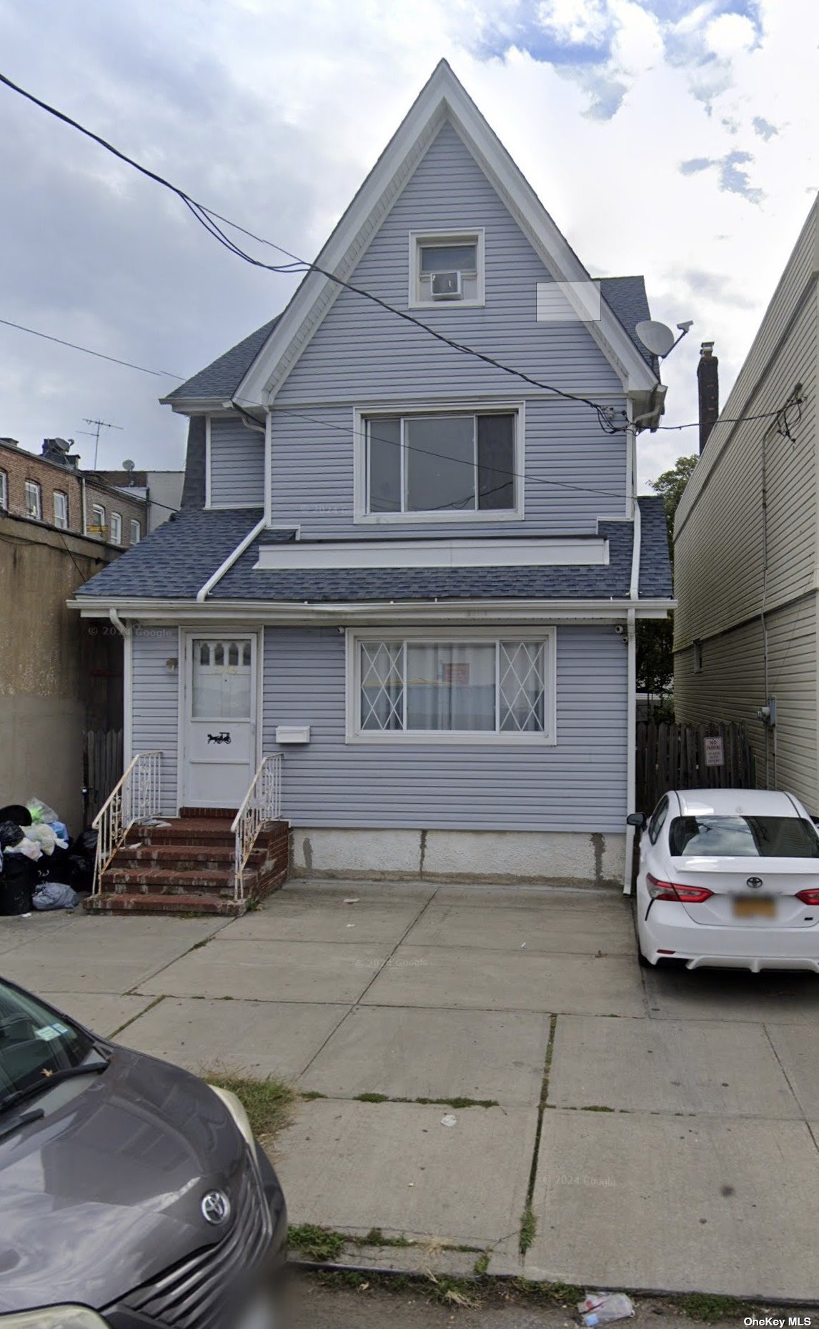 8709 94th Street, Woodhaven, Queens, NY - 8 Bedrooms  
4 Bathrooms  
18 Rooms - 