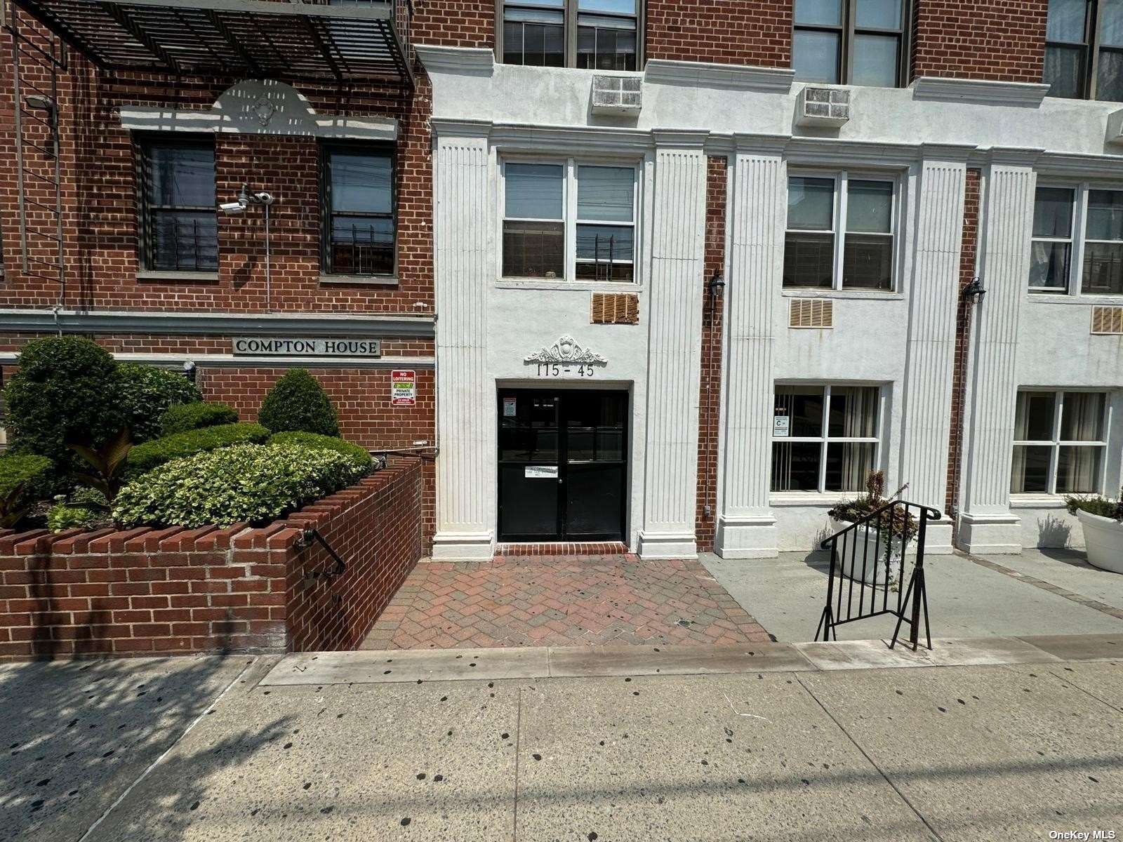 175-45 88 Avenue #4M, Jamaica, New York image 1