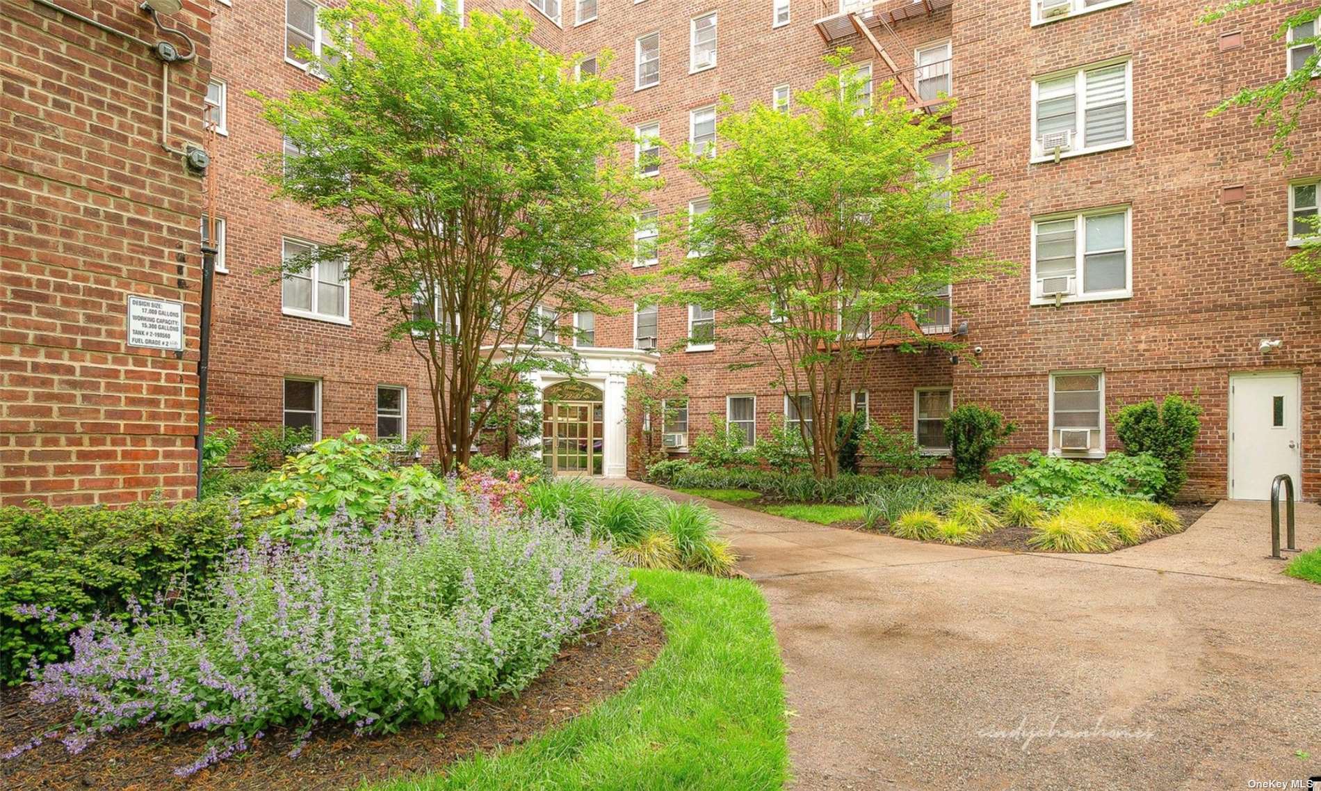 72-81 113th Street St #7X, Forest Hills, New York image 3