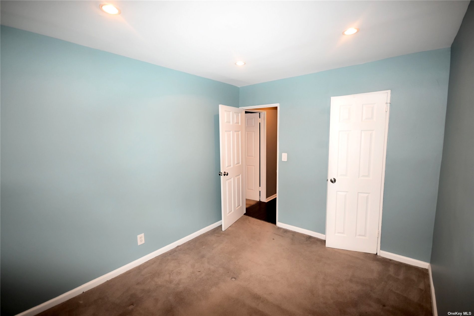 Photo 9 of 22 of 252-34 63rd Ave 2/F co-op property