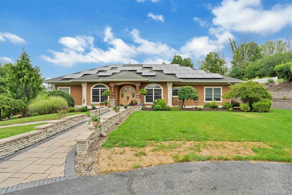 Photo 1 of 10 Fountayne Court, Washingtonville, New York, $1,299,000, Web #: 6328775