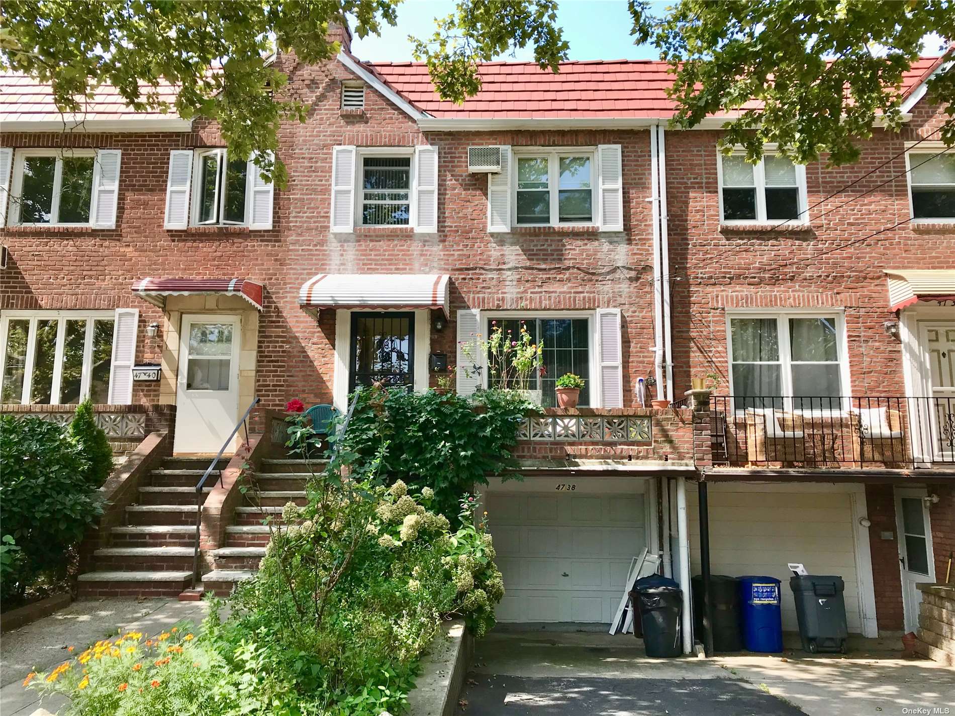 4738 197th Street, Flushing, Queens, NY - 3 Bedrooms  
2.5 Bathrooms  
6 Rooms - 