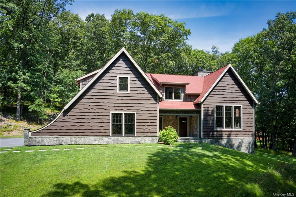 Property for Sale at 82 Brady Road, Warwick, New York - Bedrooms: 3 
Bathrooms: 4 
Rooms: 11  - $1,625,000