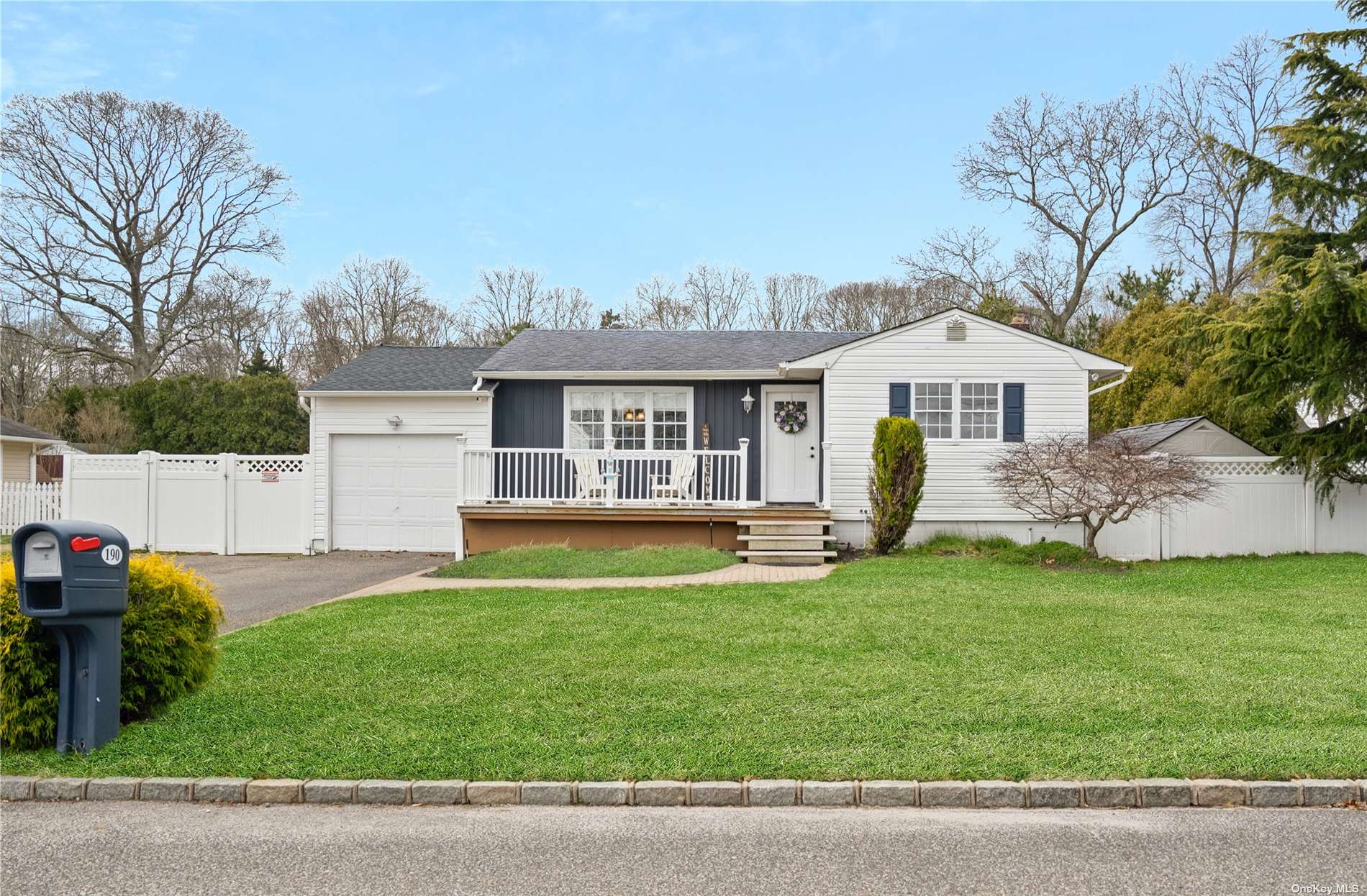 Property for Sale at 190 Holiday Boulevard, Center Moriches, Hamptons, NY - Bedrooms: 3 
Bathrooms: 1  - $599,999