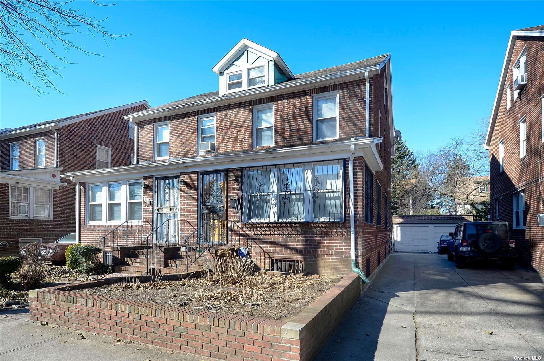 Property for Sale at 10129 75th Rd  Rd, Forest Hills, Queens, NY - Bedrooms: 4 
Bathrooms: 4 
Rooms: 10  - $1,247,997