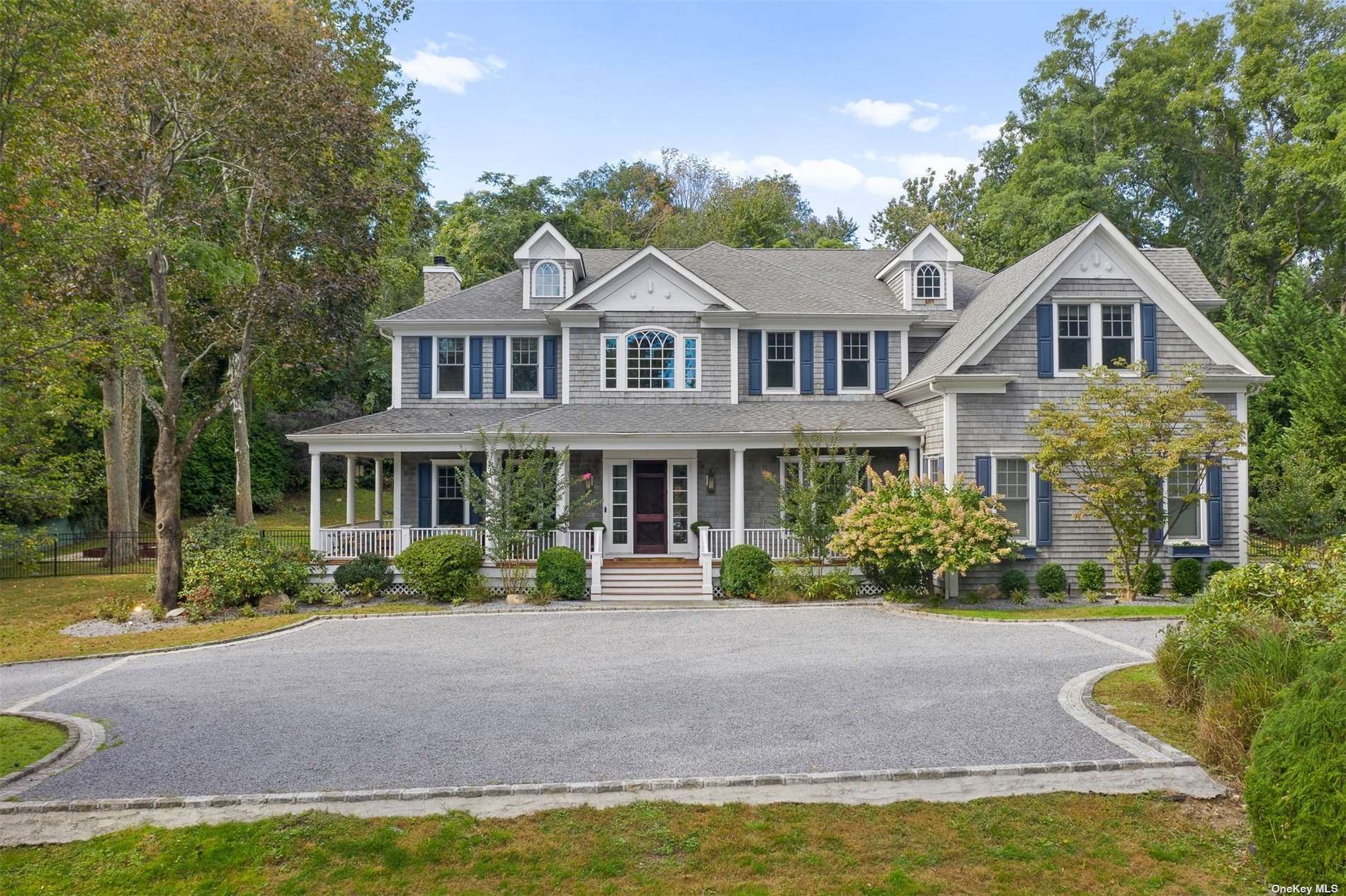 Property for Sale at 280 Southdown Road, Lloyd Harbor, Hamptons, NY - Bedrooms: 6 
Bathrooms: 7  - $3,495,000