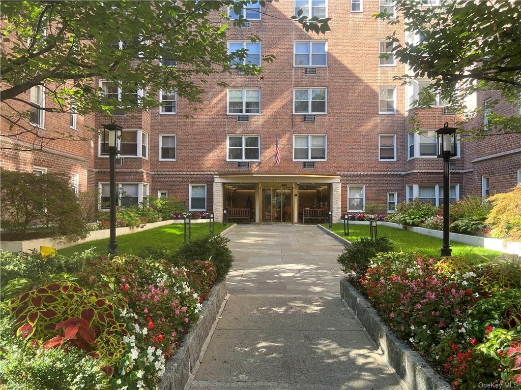 120 E Hartsdale Avenue #4N, Hartsdale, New York image 1