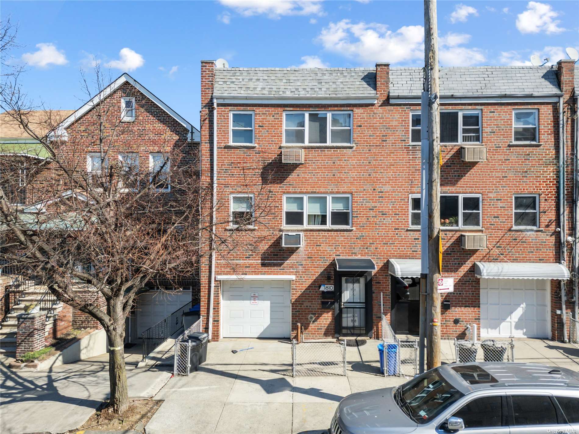 Property for Sale at 1810 Bogart Avenue, Bronx, New York - Bedrooms: 4 
Bathrooms: 3 
Rooms: 8  - $988,000