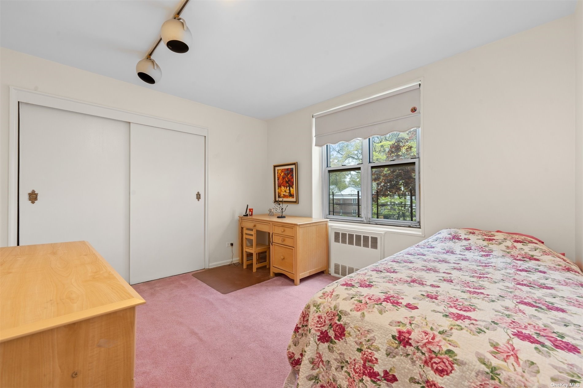 209-80 18th Avenue #2G, Bayside, New York image 4