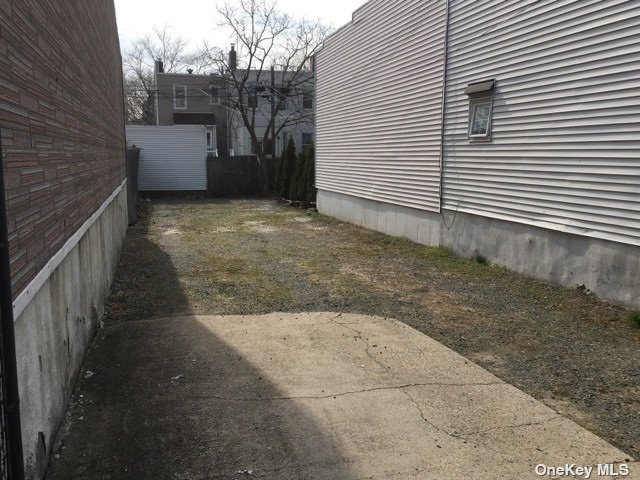 73-30 72nd Street, Glendale, New York image 3