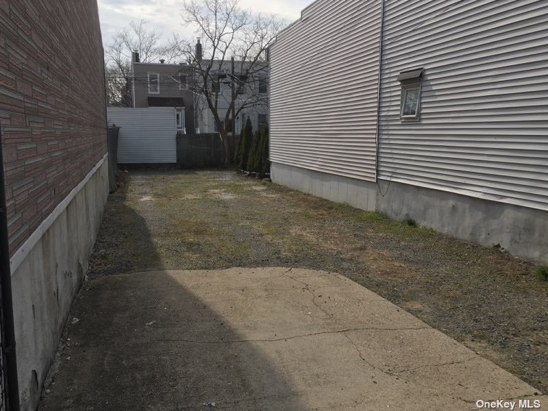 73-30 72nd Street, Glendale, New York image 4