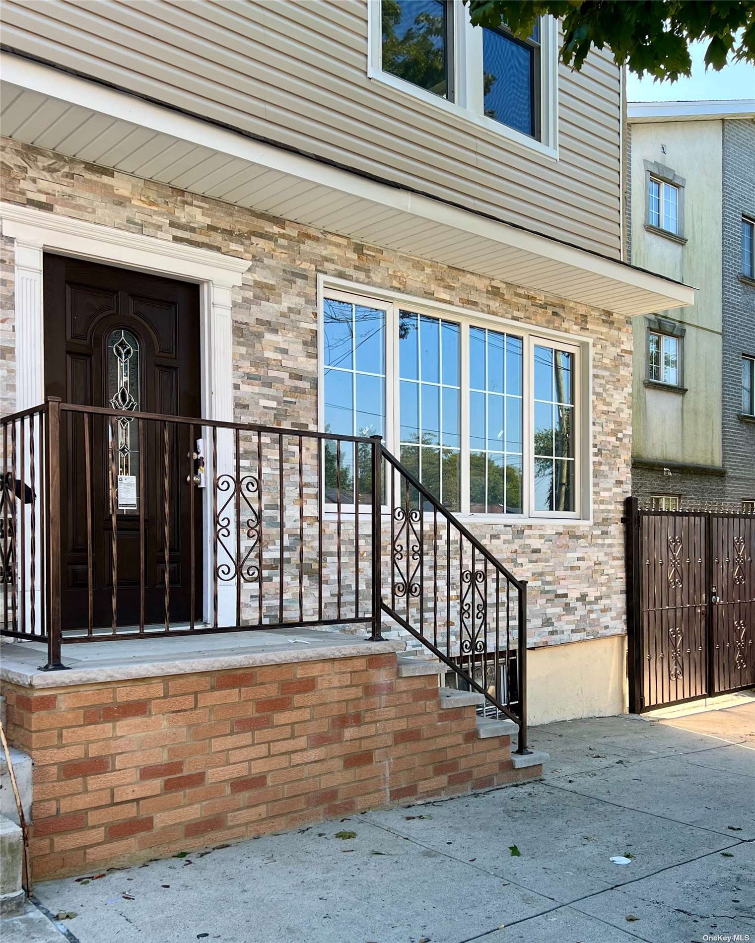 Property for Sale at 8064 Cypress Avenue, Glendale, Queens, NY - Bedrooms: 6 
Bathrooms: 3 
Rooms: 13  - $1,199,999