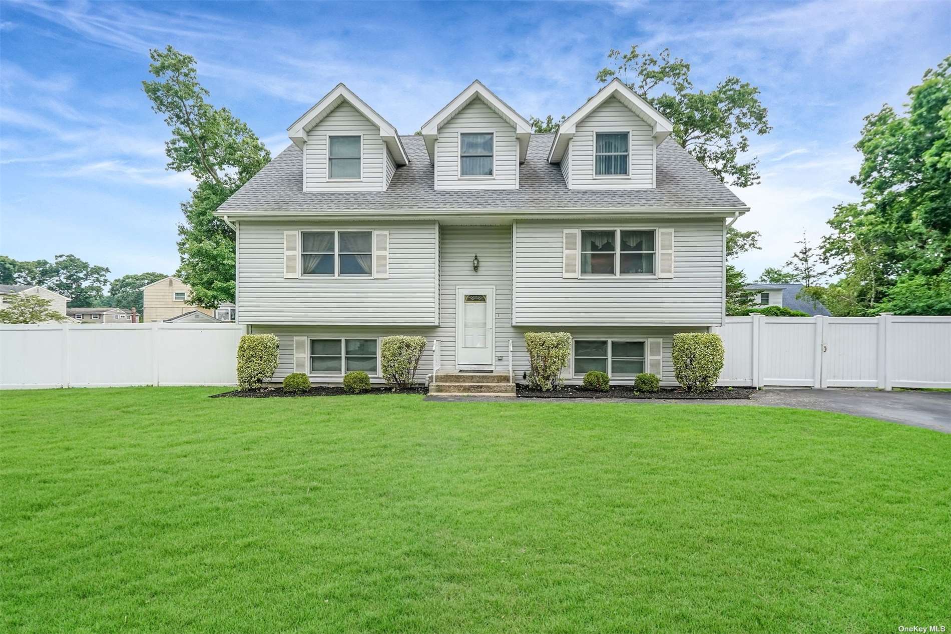 View Lake Ronkonkoma, NY 11779 house