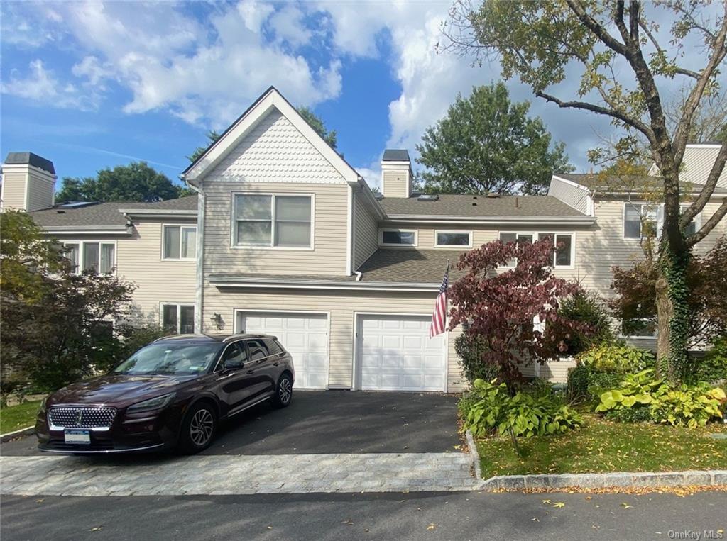 Rental Property at 136 Winchester Drive, Yonkers, New York - Bedrooms: 2 
Bathrooms: 2 
Rooms: 4  - $4,500 MO.