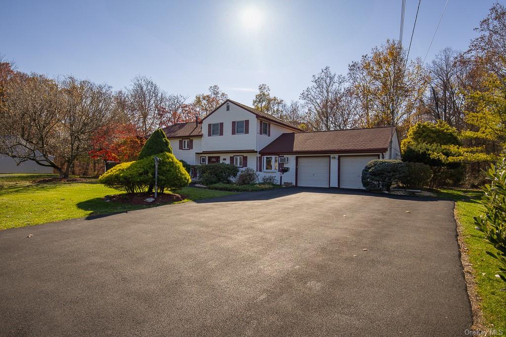 182 Foxwood Road, West Nyack, New York image 10