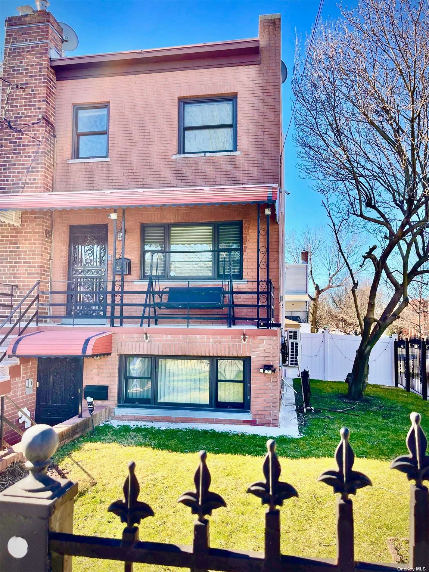 Property for Sale at 257 Revere Avenue, Bronx, New York - Bedrooms: 4 
Bathrooms: 2 
Rooms: 8  - $849,000