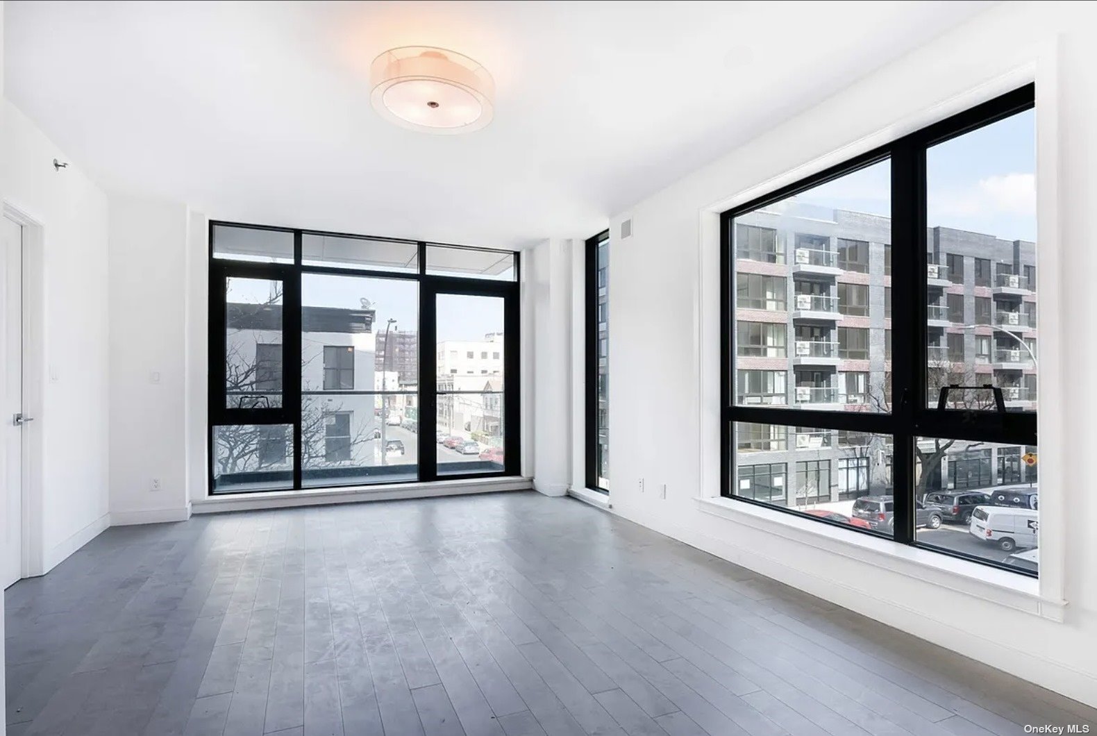 Property for Sale at 4104 27th St St 7D, Long Island City, Queens, NY - Bedrooms: 1 
Bathrooms: 1 
Rooms: 5  - $822,250