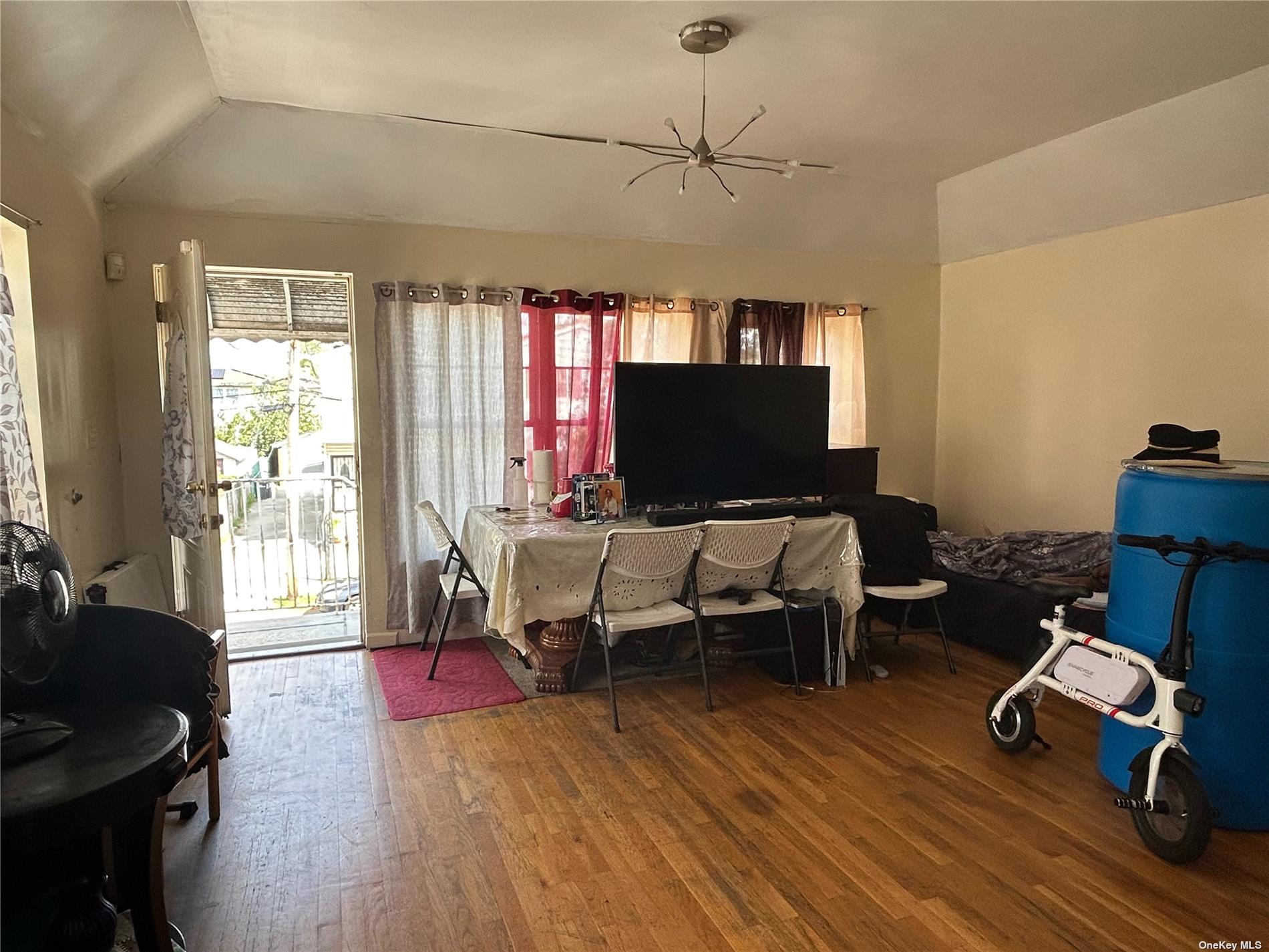 140-36A Latham Lane #A, Jamaica, New York image 7