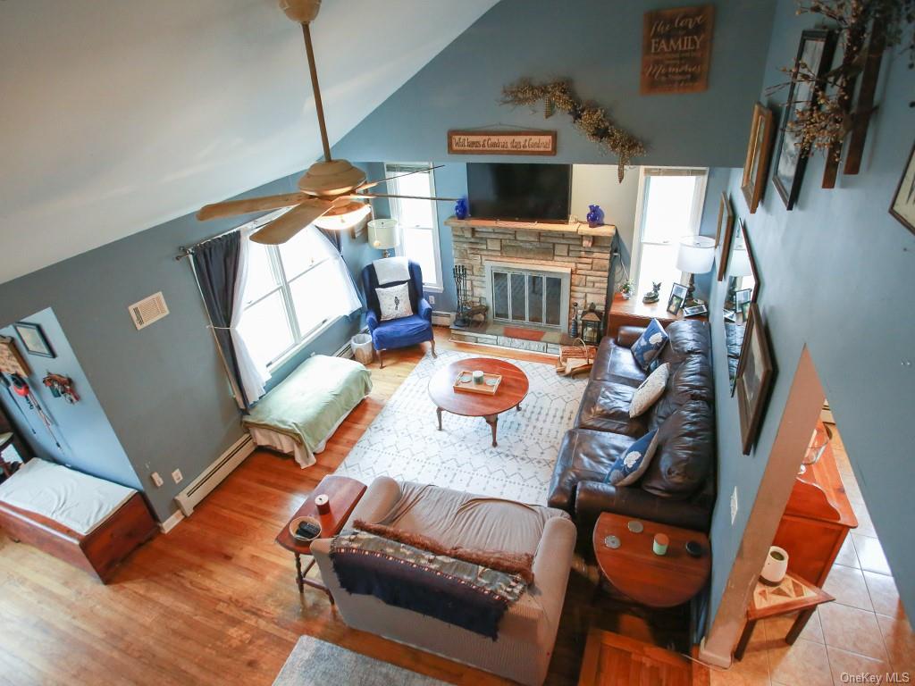 Photo 8 of 21 of 25 Windermere Avenue house