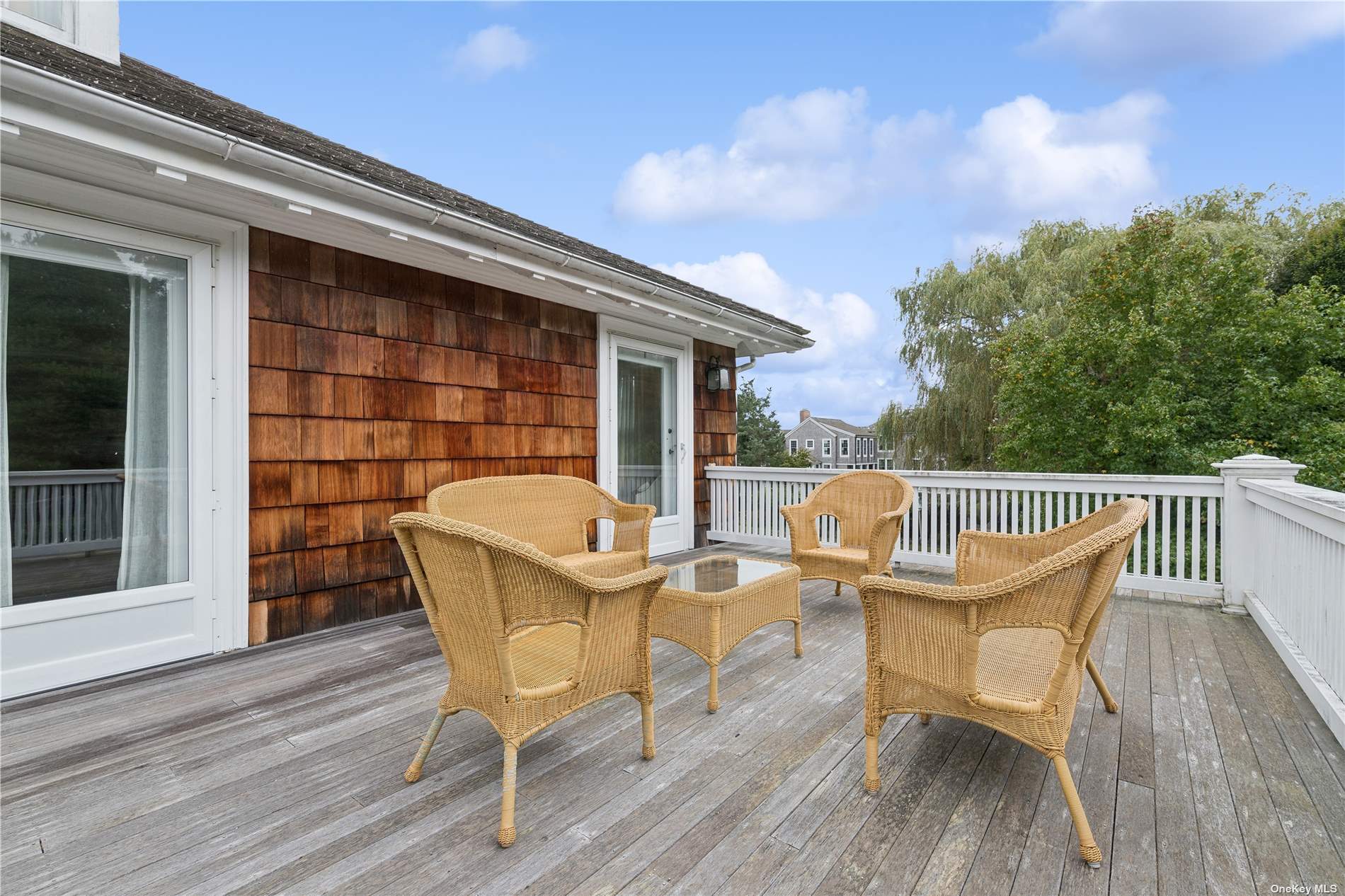 10 Peathole Lane, Bellport Village, New York image 21