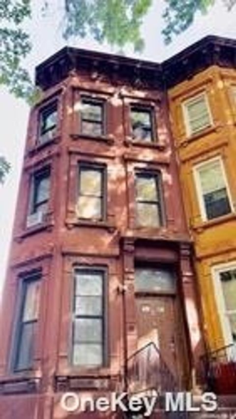 77 Macon Street Brooklyn NY 11216