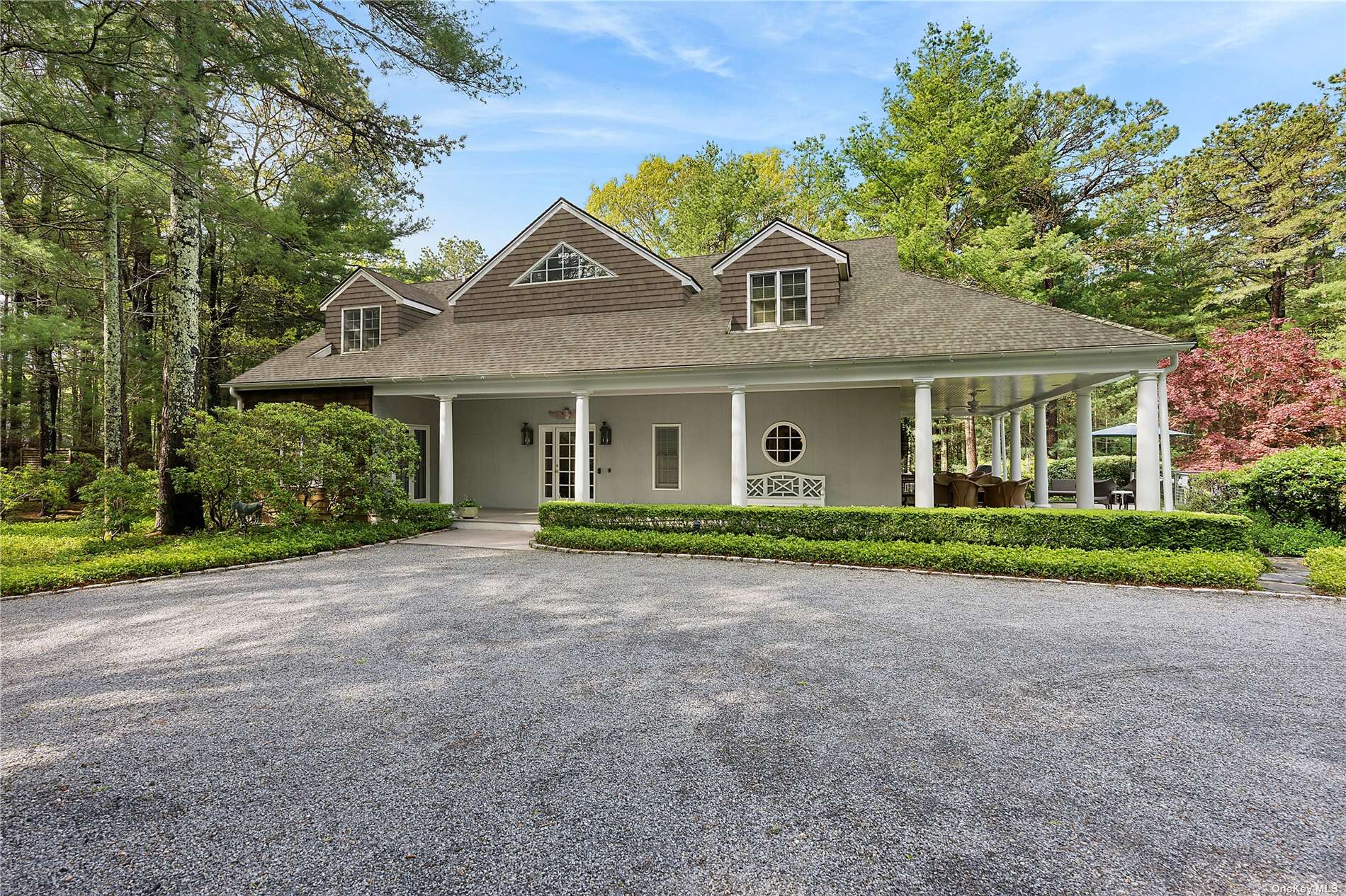 Property for Sale at 8 Bull Path Close, East Hampton, Hamptons, NY - Bedrooms: 4 
Bathrooms: 5  - $2,995,000