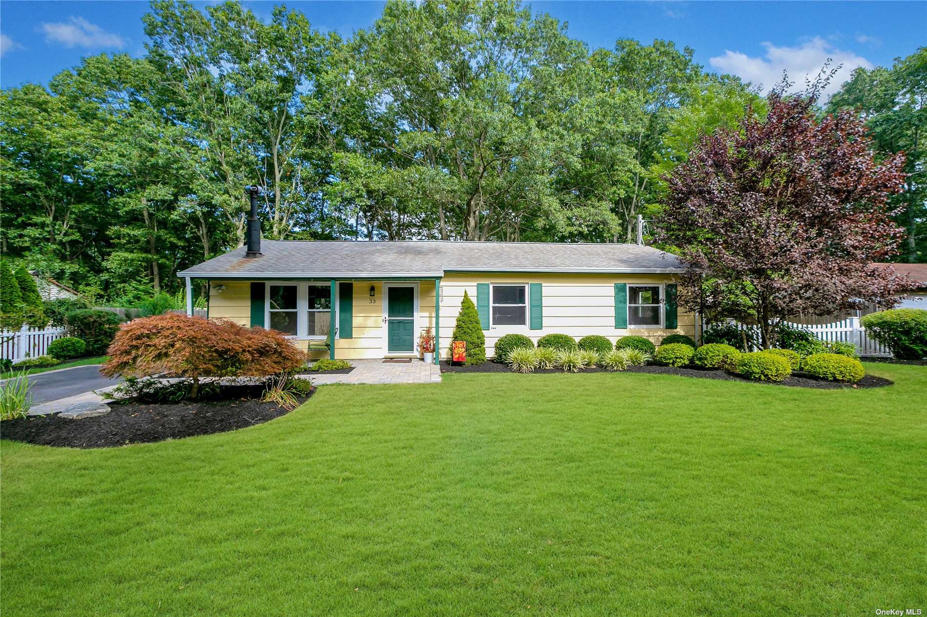 View Real Estate at 33 Cherokee Trail Trail, Ridge, NY 11961 Unreal