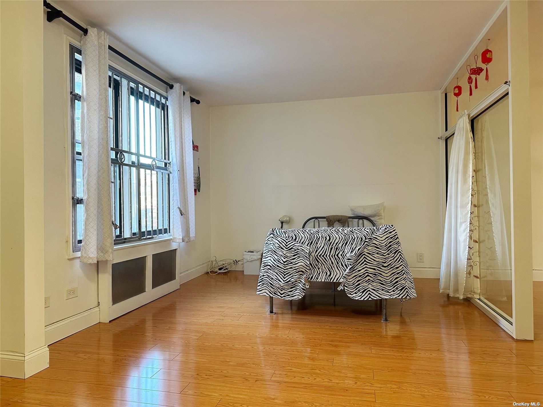 90-11 35th Avenue #1L, Jackson Heights, New York image 4