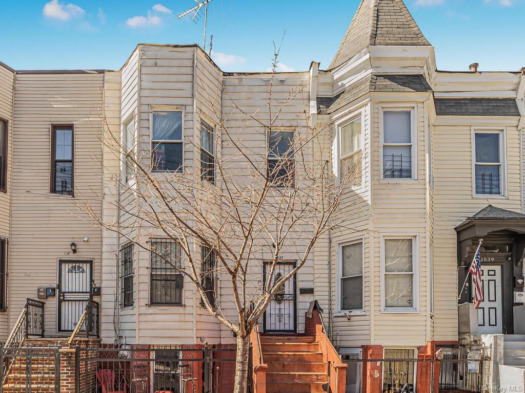 Property for Sale at 1037 Trinity Avenue, Bronx, New York - Bedrooms: 5 
Bathrooms: 2  - $675,000