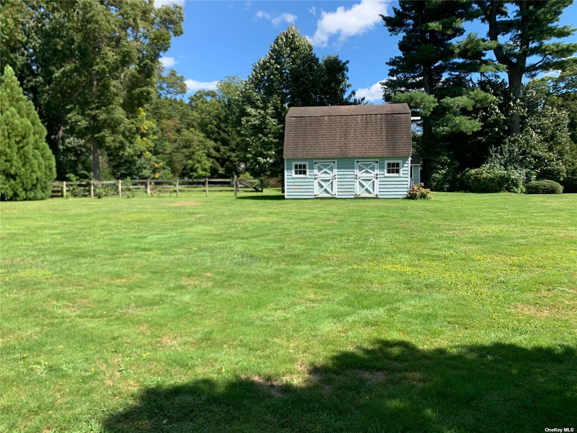 963 Ripley Lane, Upper Brookville, New York image 30