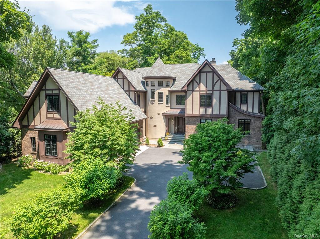 Property for Sale at 173 Secor Road, Scarsdale, New York - Bedrooms: 5 
Bathrooms: 5.5 
Rooms: 12  - $3,450,000
