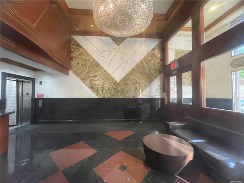 Condo For Sale - 140-26 Cherry Avenue #5C<br/> Queens County, Flushing, NY 11355