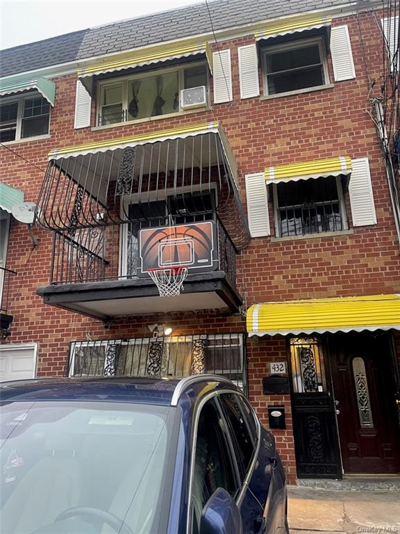 Rental Property at 432 Bolton Avenue, Bronx, New York - Bedrooms: 3 
Bathrooms: 1 
Rooms: 5  - $3,760 MO.