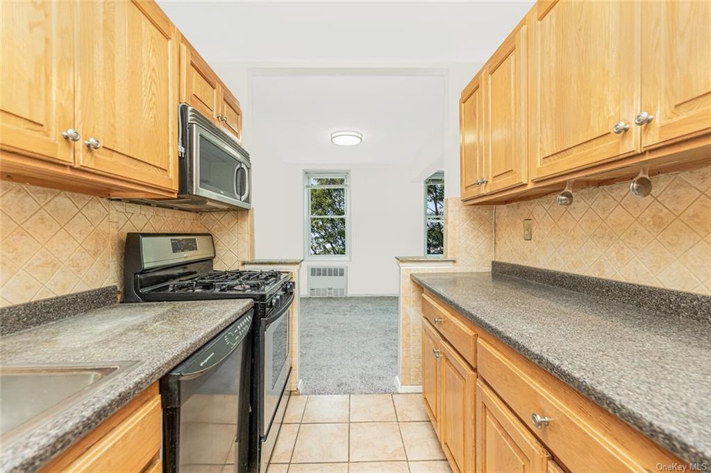 245 Rumsey Road #8D, Yonkers, New York image 3