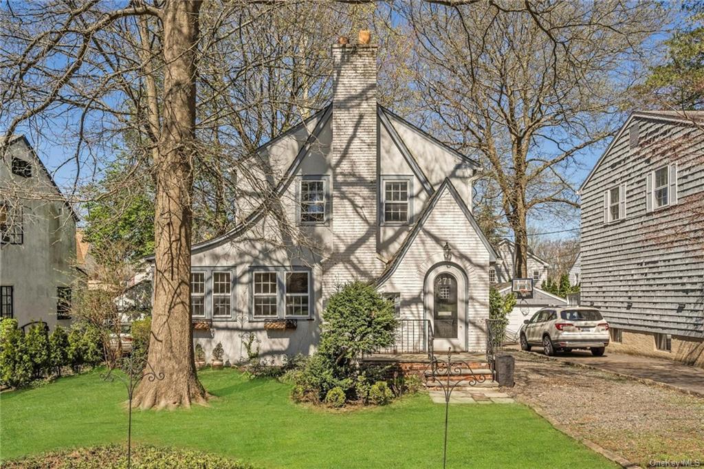 Property for Sale at 271 Madison Road, Scarsdale, New York - Bedrooms: 4 
Bathrooms: 2 
Rooms: 8  - $949,000