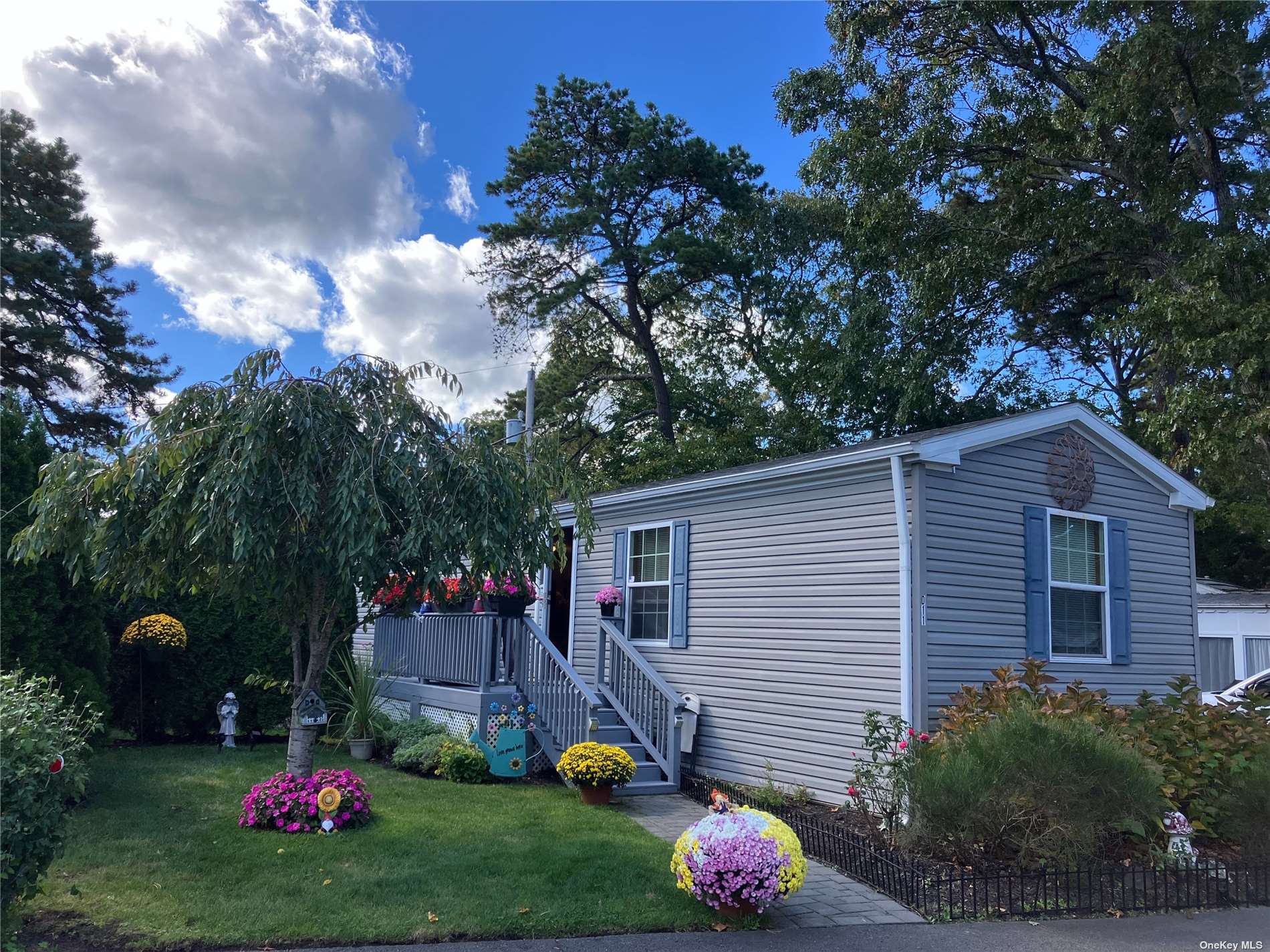 Property for Sale at 52511 Riverleigh Ave, Riverhead, Hamptons, NY - Bedrooms: 3 
Bathrooms: 1  - $150,000