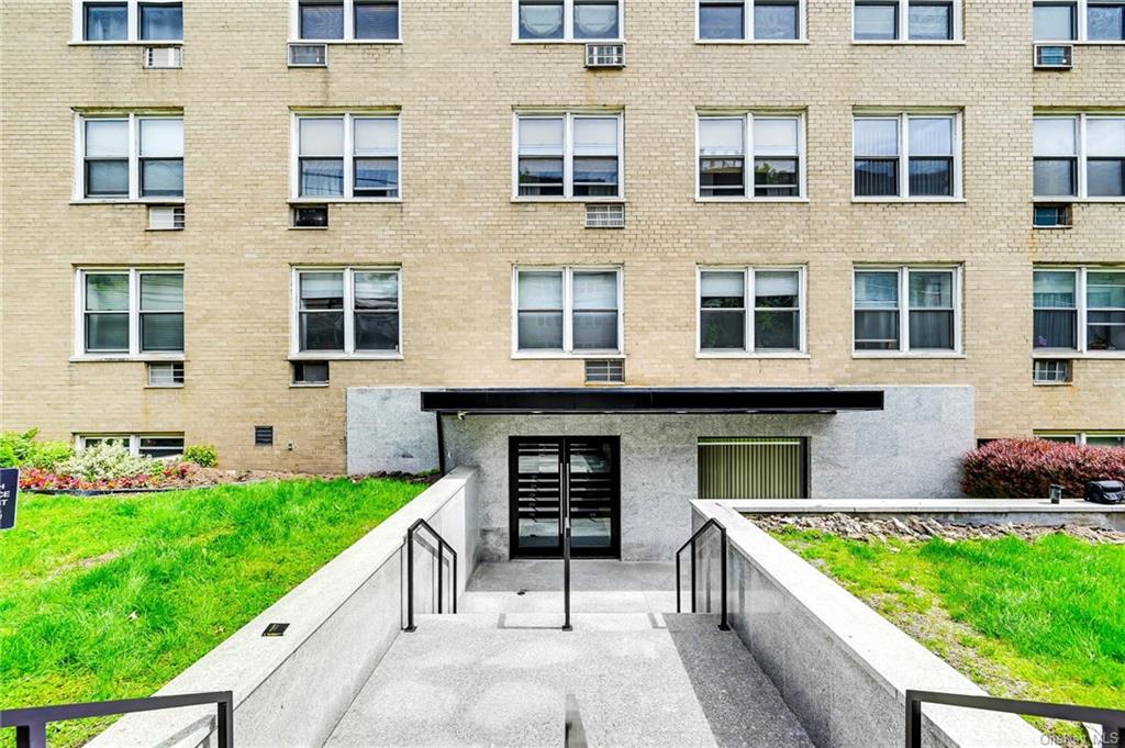 377 Westchester Avenue #6M, Rye, New York image 2