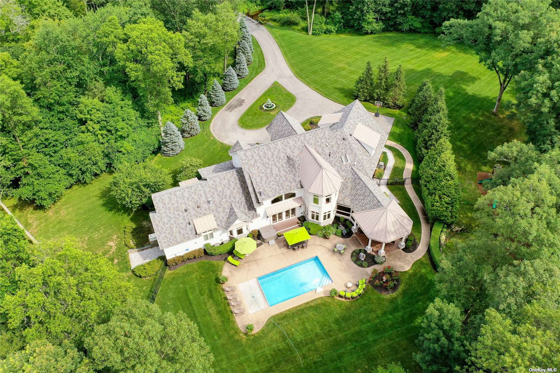 Property for Sale at 9 Villa Lane, Wappinger Falls, New York - Bedrooms: 5 
Bathrooms: 6 
Rooms: 12  - $1,899,000