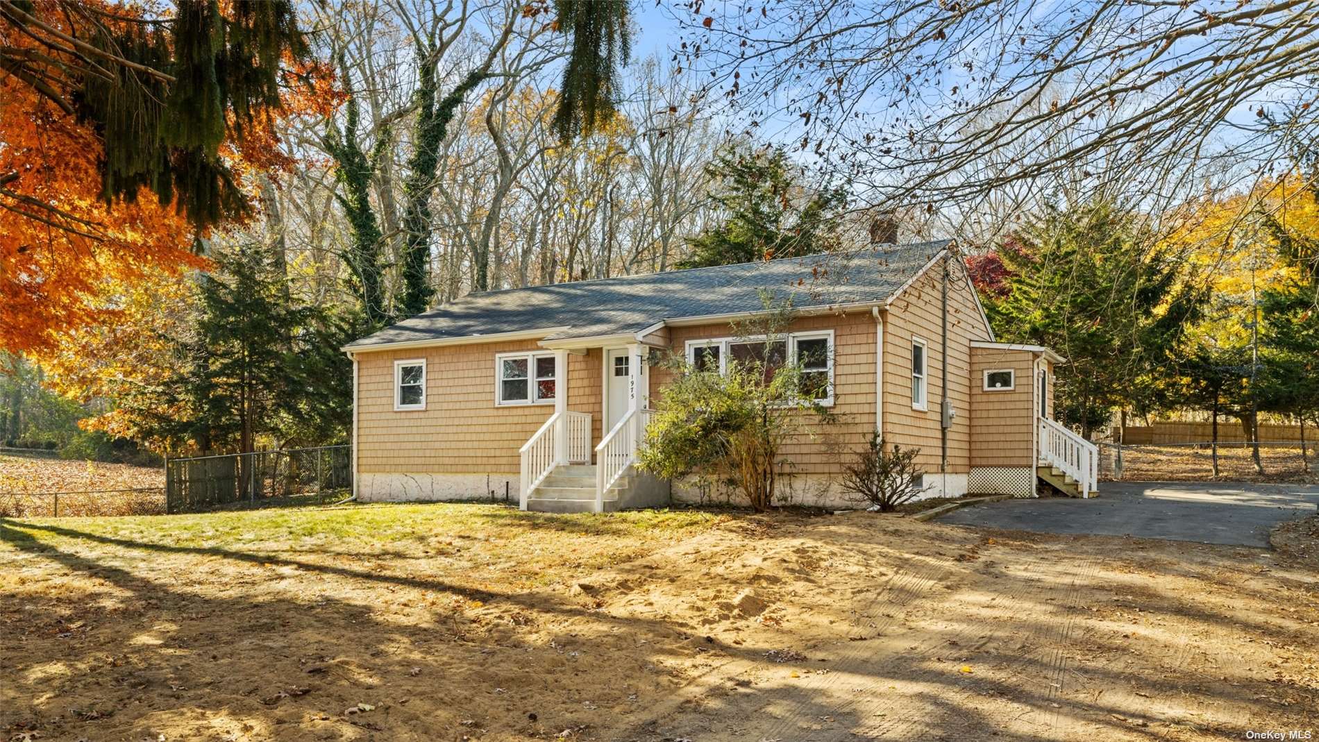 Tallwood Lane, Mattituck, Hamptons, NY - 3 Bedrooms  
1 Bathrooms - 