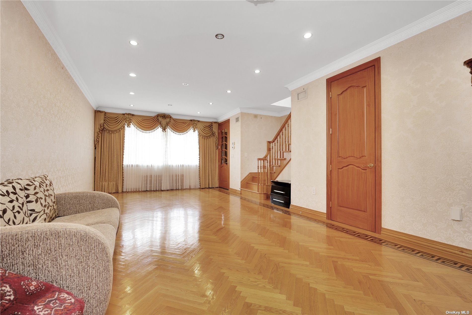 66-23 Booth Street, Rego Park, New York image 13