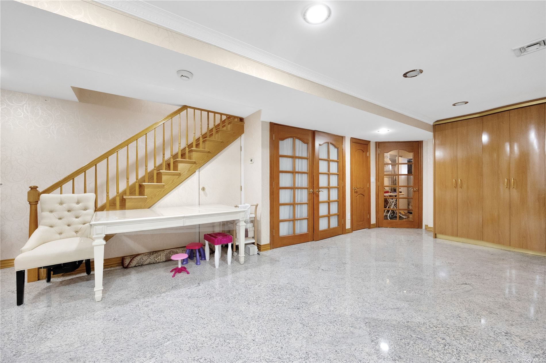 66-23 Booth Street, Rego Park, New York image 28