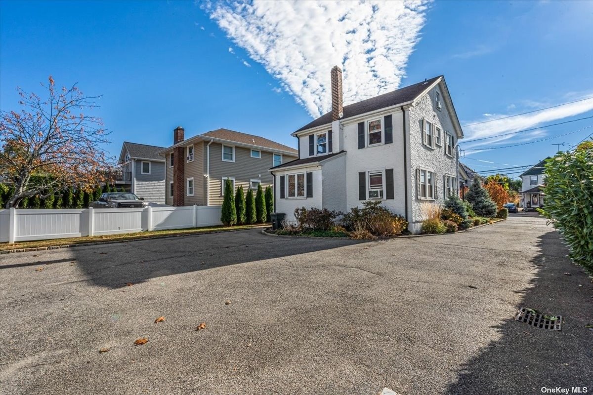 33 Avenue B Avenue, Port Washington, New York image 33