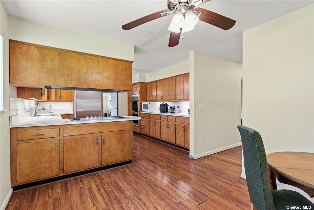 547 Asharoken Avenue, North Port, New York image 10