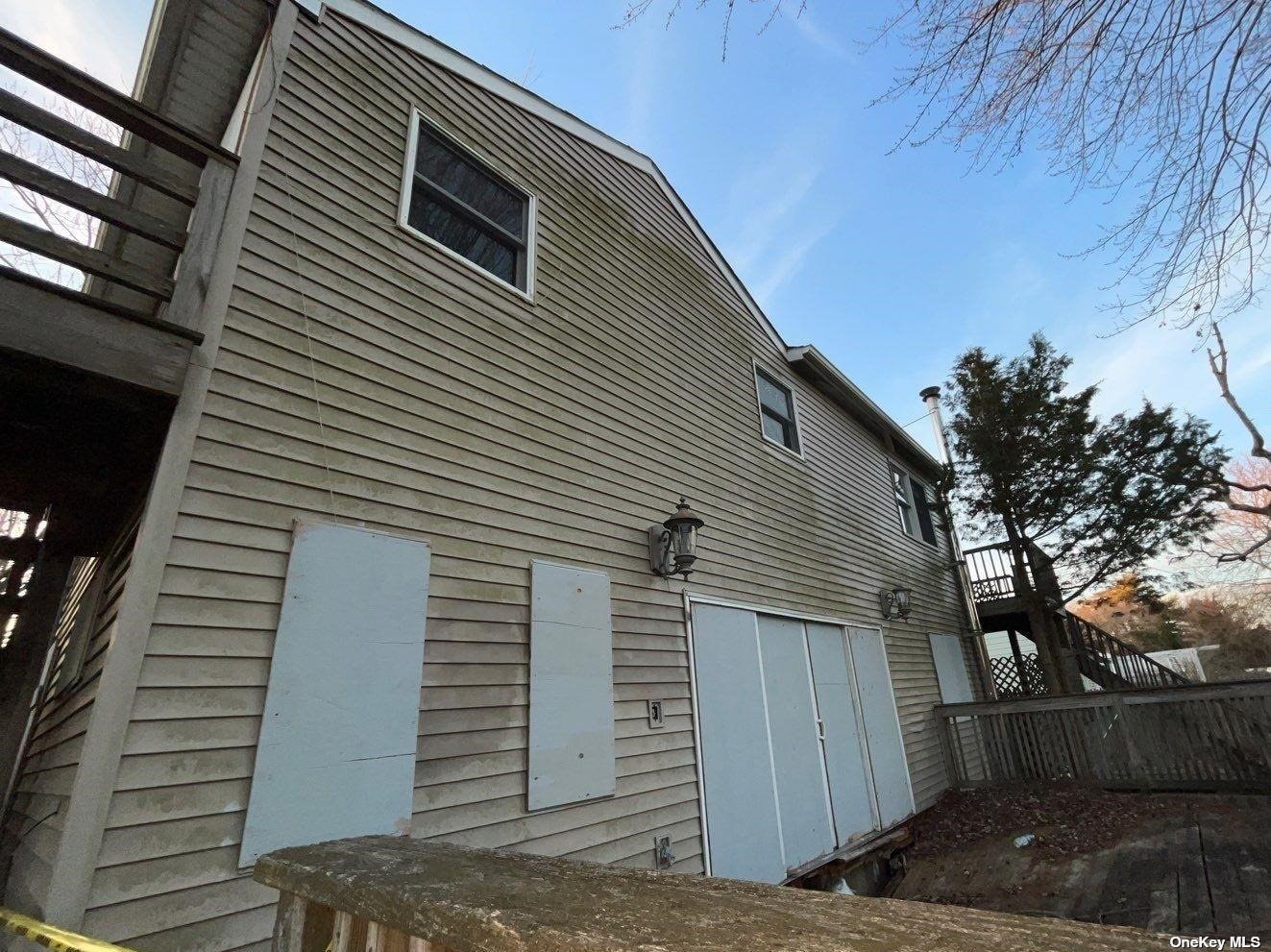 Photo 10 of 10 of 27 Neptune Avenue house