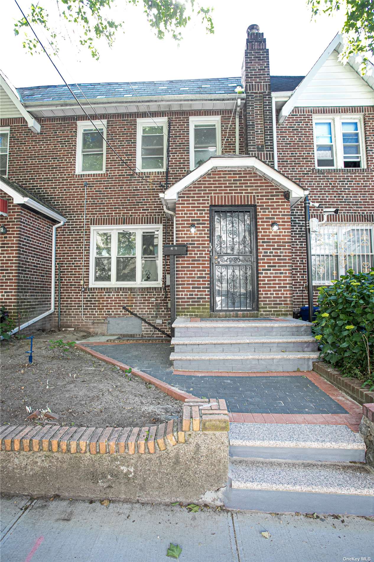 8272 161st Street, Jamaica, Queens, NY - 4 Bedrooms  
3 Bathrooms  
8 Rooms - 