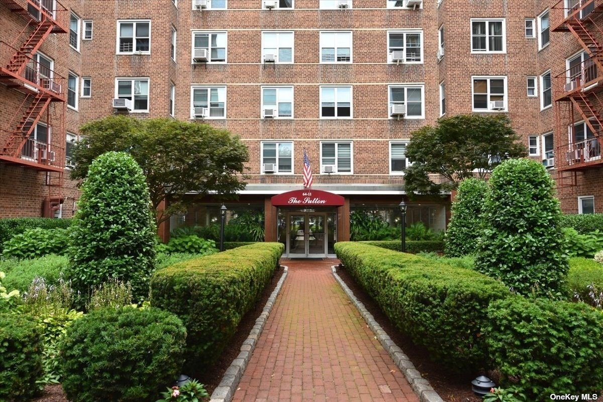 Property for Sale at 6411 99th Street 504, Rego Park, Queens, NY - Bedrooms: 3 
Bathrooms: 2 
Rooms: 5  - $798,000