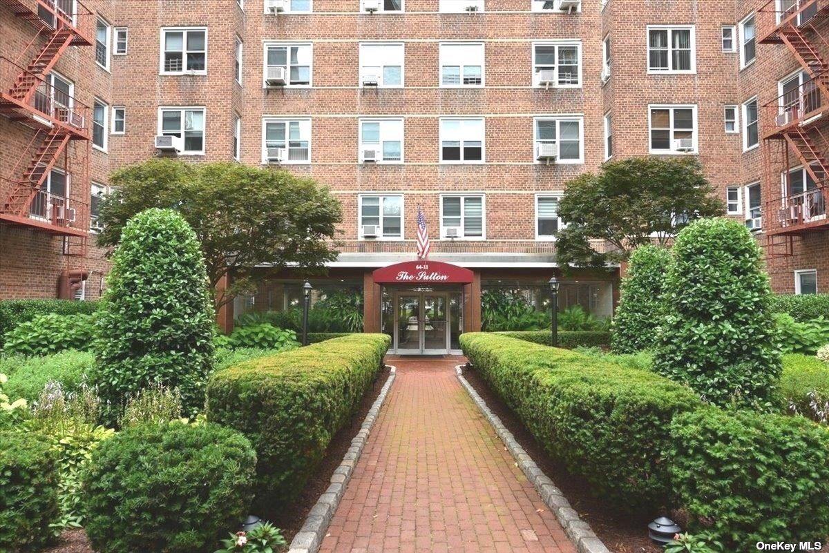 64-11 99th Street #504, Rego Park, New York image 2