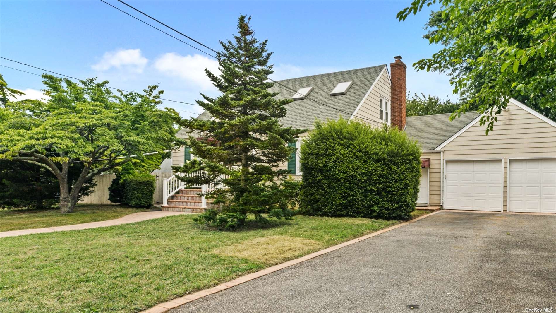 153 33rd Street, Lindenhurst, New York image 2