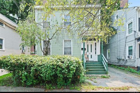 Multifamily For Sale - 83 Montgomery Street<br/> Dutchess County, Poughkeepsie, NY 12601