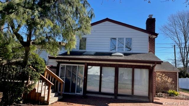 Photo 2 of 17 of 3 Tompkins Avenue house